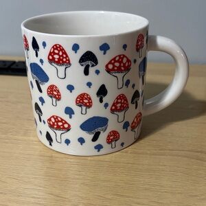 Target Mushroom Pattern Ceramic Mug - Red, Blue, Black